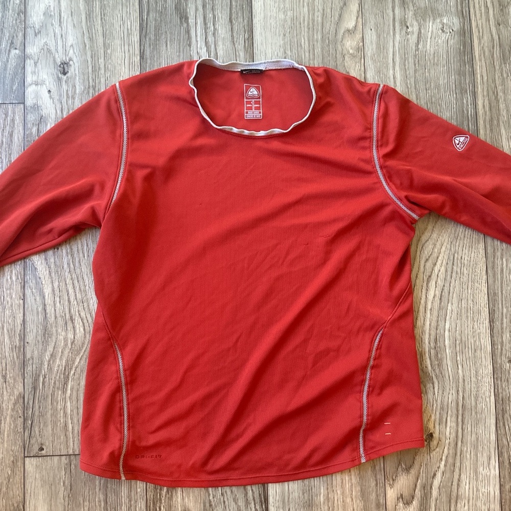 nike ACG tee